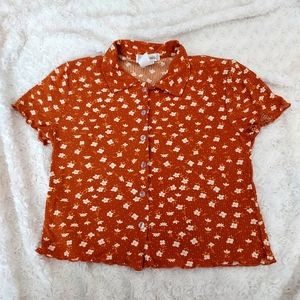 Lovely Bubbly Soft Floral Button down crop top - Medium